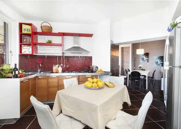 - Casa Augusta A * Сорренто