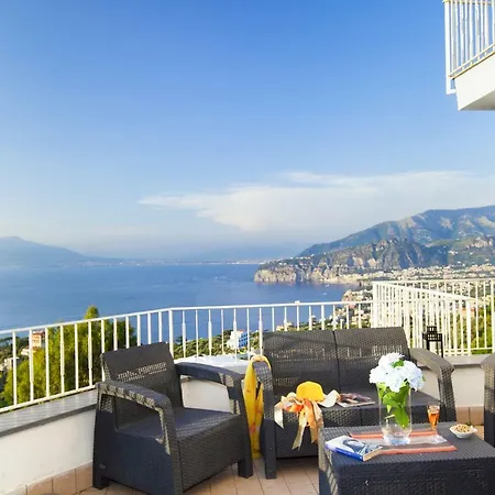 - Casa Augusta A * Sorrento